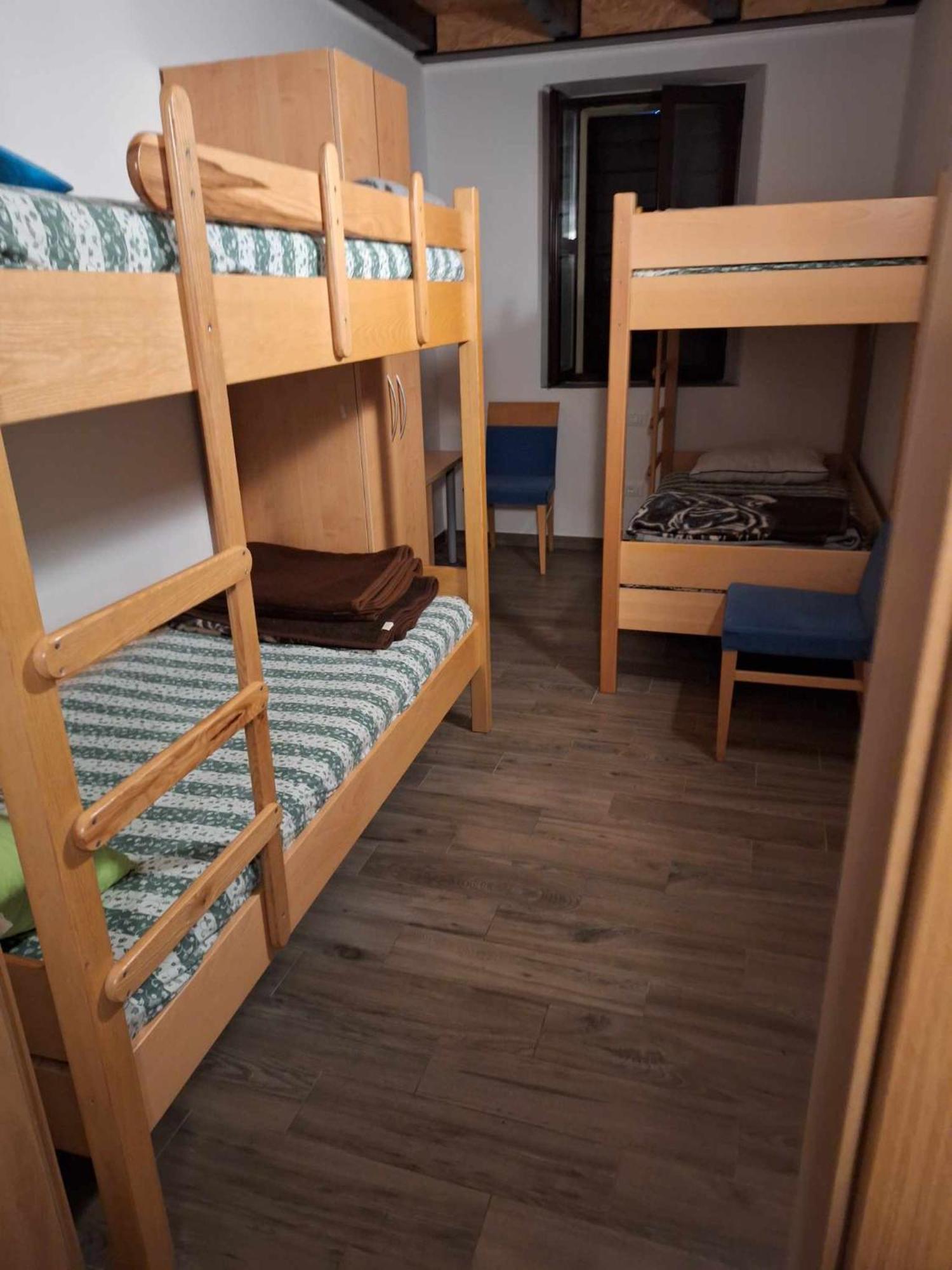 Dom Klementa Juga Hotel Lepena Екстериор снимка